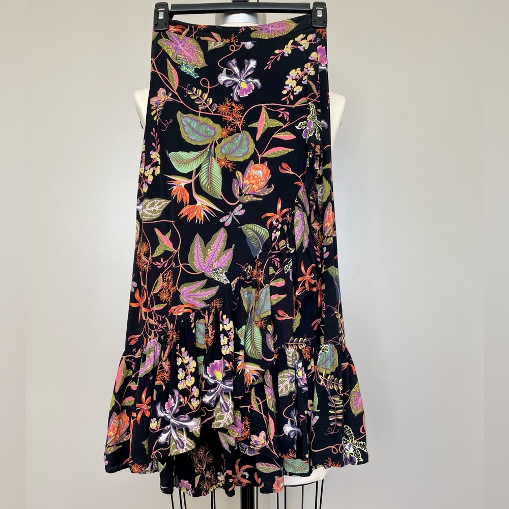 H&M Mid Tropical Floral Skirt